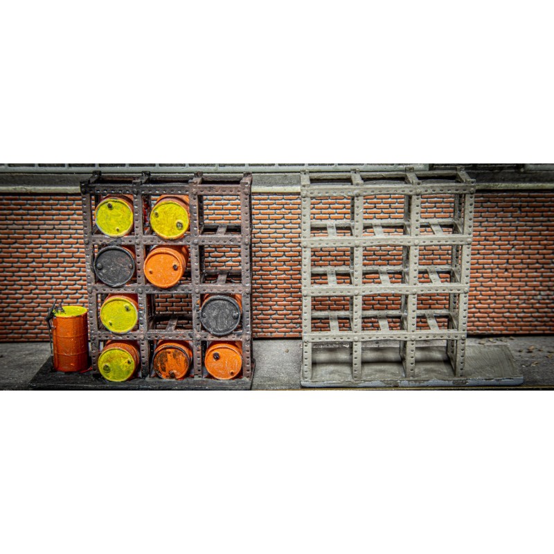 Oil Barrel Racks (with Oil Barrels) OO Gauge (Pack of 2)