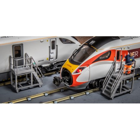 Small Locomotive/Carriage Inspection Platforms - OO Gauge (Pack of 2)