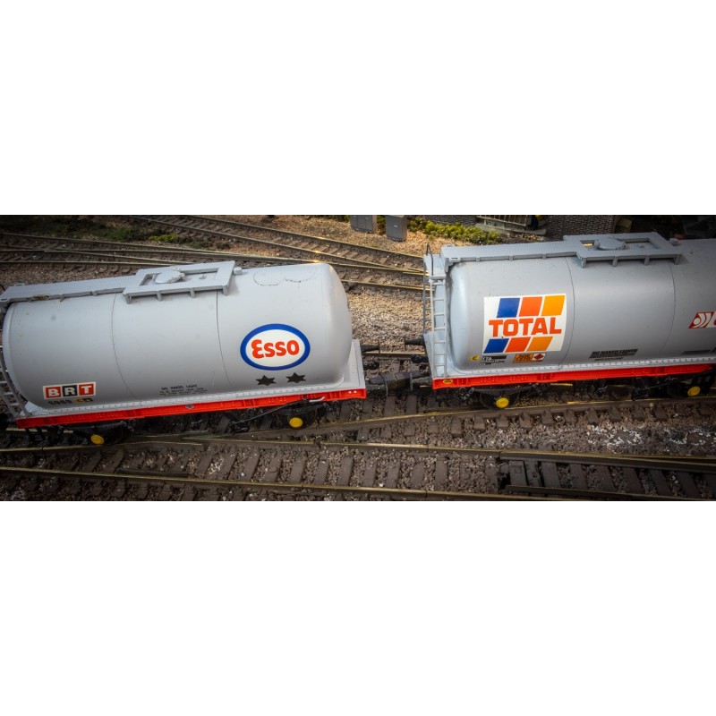 Hunt Couplings ELITE Pivoting Intermediate NEM Couplings