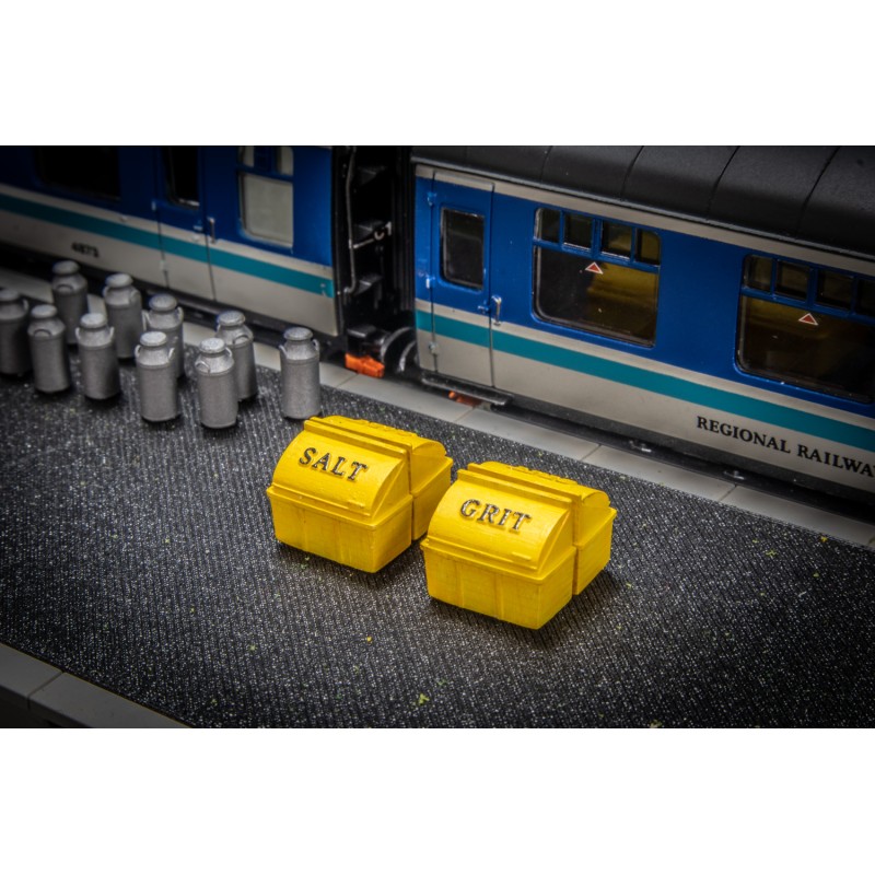 Salt / Grit Bins for Station Platforms TT120 Scale (Pack of 4)