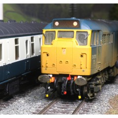 Detailed Pipes and Cables for a Refurbished Class 31 Locomotive (1980s onwards) - OO Gauge