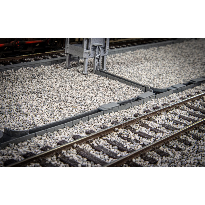 Concrete Cable Trunking Open Trough Pack - OO Gauge (Pack Of 13)