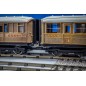 Hunt Magnetic Couplings ELITE - Intermediate Couplings for Hornby Coaches with Moulded Couplings - OO Gauge (MC2)