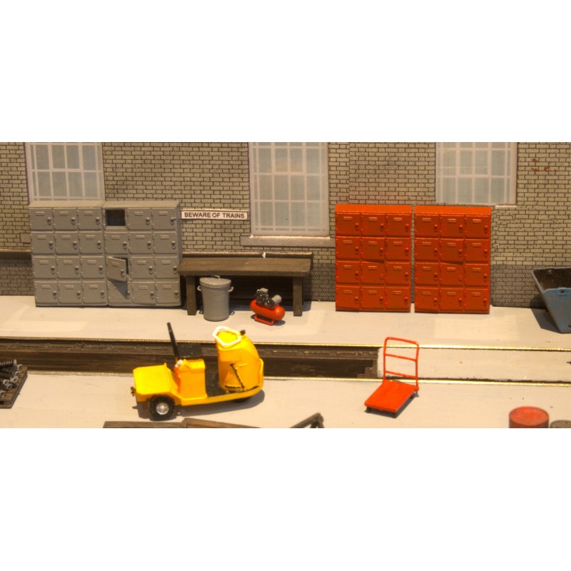 Workshop Lockers - TT:120 Scale (Pack of 4)