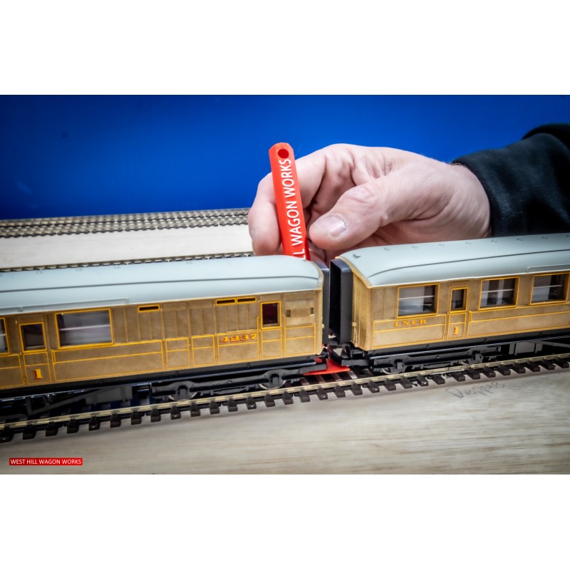 Tension Lock Uncoupler (OO Gauge)