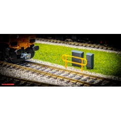 Key Clamp Safety Railing Short Sections - OO Gauge - Yellow/Silver (Pack of 15)