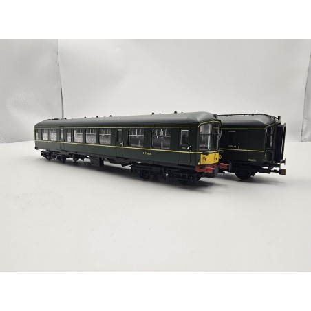 Bachmann Derby Lightweight Two Car DMU BR Green With Yellow Warning Panel DCC Fitted - 32-515A