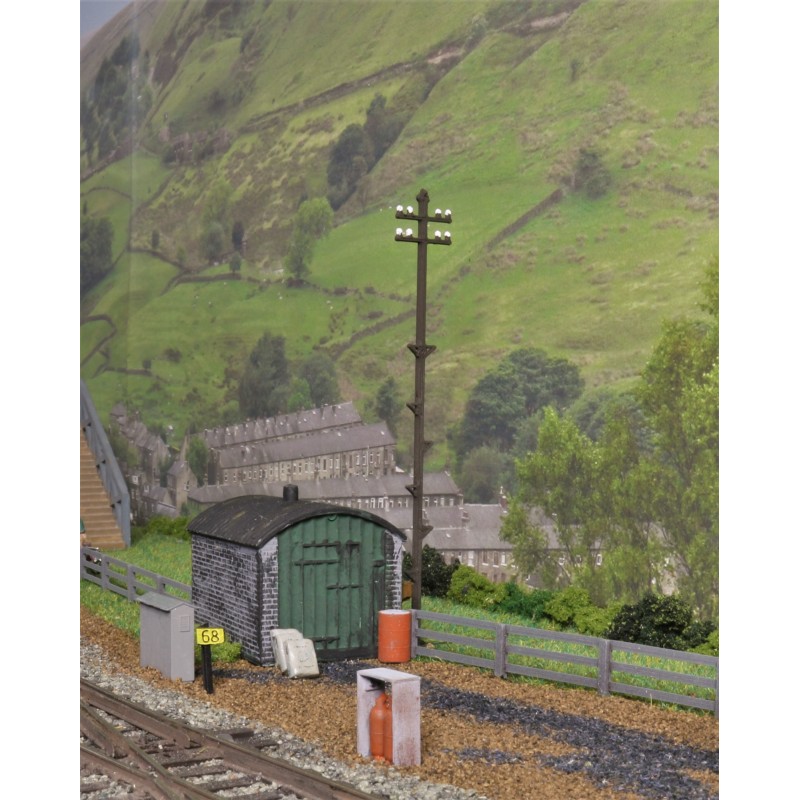 Telegraph Poles Small Type OO Gauge ( Pack of 10)