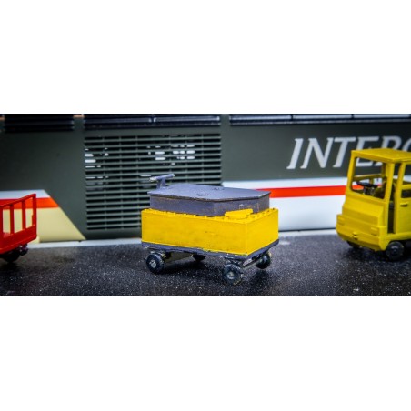 HST Coolant Top Up Trolley - OO Gauge (Pack of 2)